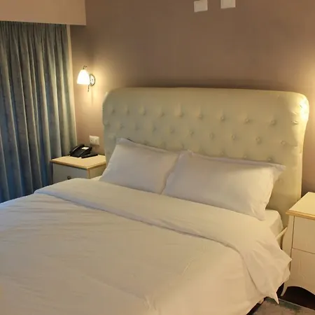 Daku Hotel Yrsheku