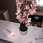 Ξενοδοχείο Daku 4*