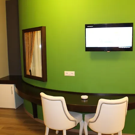 Hotel Daku 4*